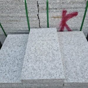 Đá granit suối lau 300*600*20 cắt thô