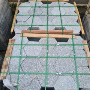 Đá granit suối lau lục giác D300*18mm