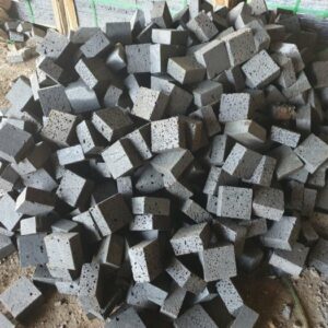 Đá lát sân cubic 100*100*50mm